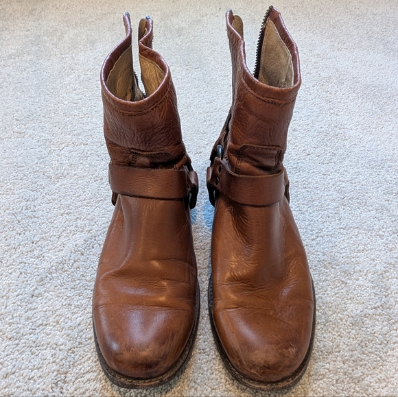 Frye Phillip Harness Short Boot Cognac Leather Ankle Zip Women's Size 9 - Picture 4 of 7